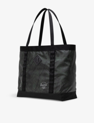 HERSCHEL SUPPLY CO WOMENS PINENEEDLE EQ CAMO HERS ALL SEASON WOVEN TOTE 33L 