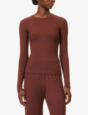 The Nap Co Womens Ribbed Long-sleeves Stretch-woven T-shirt Chocolate In Chocolate