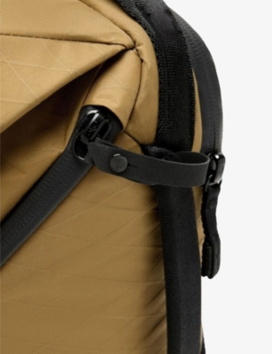 PEAK DESIGN: Everyday Nylon Backpack 20L