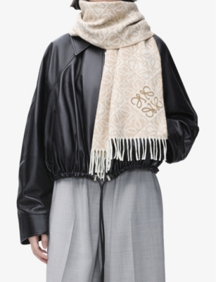 Loewe Womens  Anagram-pattern Wool And Cashmere-blend Scarf In Beige