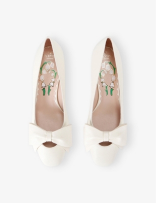 Shop Valentino Womens White Bowow Leather Pumps Eur 38/5 Uk