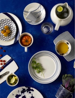 Royal Doulton Pacific Blue Lines Porcelain 16-piece Dinnerware Set