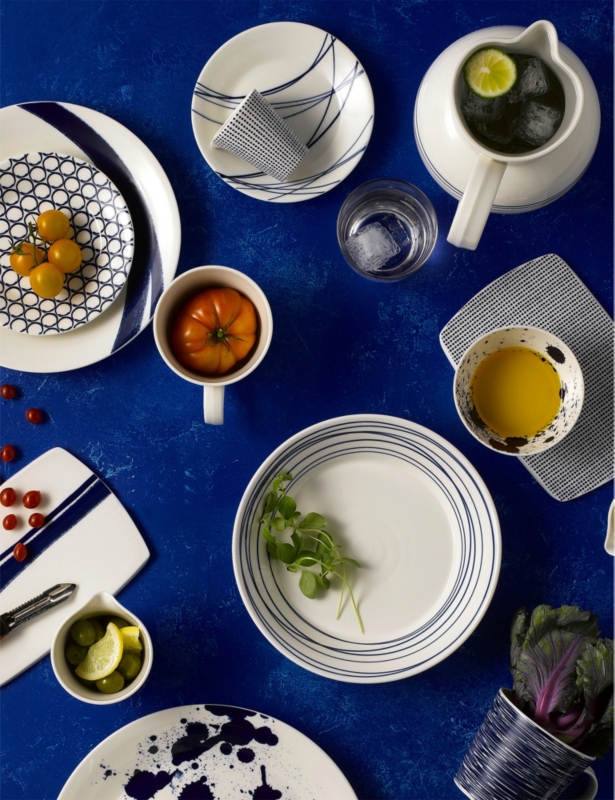 Pacific Blue Lines Porcelain 16-Piece Dinnerware Set