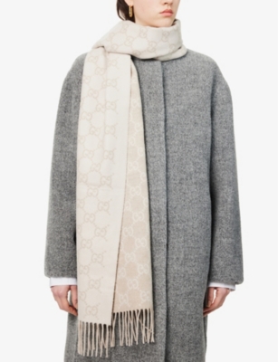 Gucci Womens  Gg Monogram Fringed-trim Brushed Cashmere Shawl In Off White/l.brown