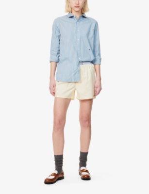 Hommegirls Womens Branded-waistband Pleated Mid-rise Cotton-poplin Shorts Yellow Stripe In Yellow Stripe