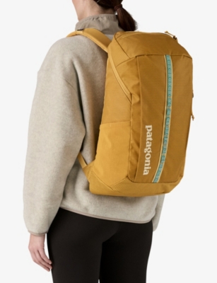 PATAGONIA: Black Hole Shell Backpack 25L