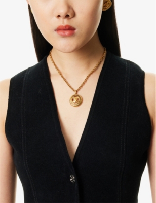 RESELFRIDGES: Pre-Loved Chanel Round Gold-Plated Metal Pendant Necklace