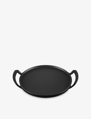 LE CREUSET: Outdoor BBQ Round Cast Iron Pizza Pan 35cm