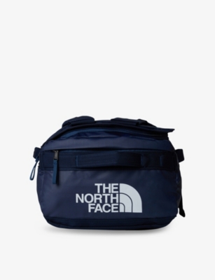 THE NORTH FACE: Base Camp Voyager 32L Woven Duffle Bag
