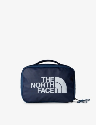THE NORTH FACE: Base Camp Voyager Woven Wash Bag