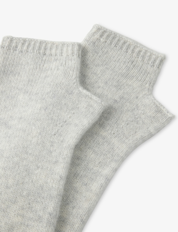 Essential Cashmere Wrist Warmers