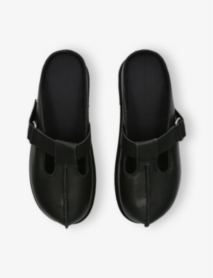 UGG: Goldenstar Leather Platform Clogs