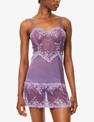 WACOAL: Embrace Lace V-Neck Stretch-Lace Chemise