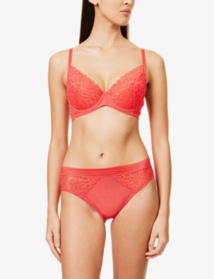 WACOAL: Raffine Plunge Push-Up Stretch-Woven Bra