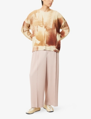 HOMME PLISSE ISSEY MIYAKE: Wind Walk Graphic-Print Stretch-Woven Top