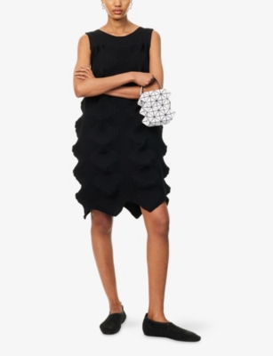 ISSEY MIYAKE: Linkage Round-Neck Knitted Midi Dress
