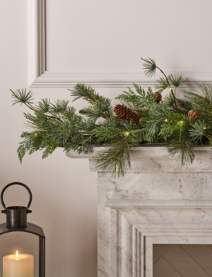 THE WHITE COMPANY: Pre-Lit Ultimate Fir Tree Artificial Christmas Garland