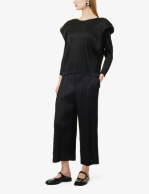 Shop Issey Miyake Womens Black Pleated Cropped Knitted Trousers