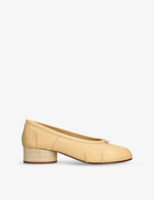 Maison Margiela Tabi Ballerina Shoes In Yellow