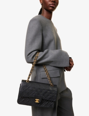 RESELFRIDGES: Pre-Loved Chanel Medium Classic Double Flap Leather Shoulder Bag