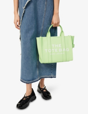 MARC JACOBS: The Medium Tote Leather Bag