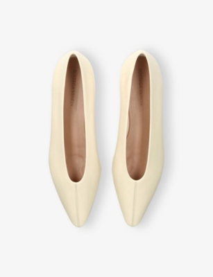 Bottega Veneta Women Ivory Leather Sofia Ballerinas In Bone