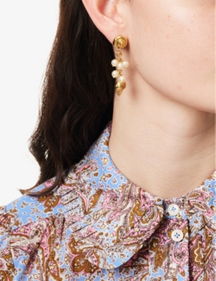 CHLOE: Shell-motif pendant brass earrings