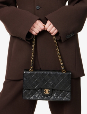 RESELFRIDGES: Pre-Loved Chanel Medium Classic Double Flap Leather Shoulder Bag