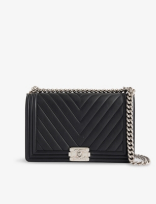 RESELFRIDGES: Pre-Loved Chanel Boy Flap Large Leather Shoulder Bag