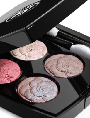 CHANEL: <strong>Les 4 Ombres Utopia</strong> Multi-Effect Quadra Eyeshadow 2g