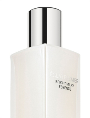 CHANEL: <strong>Éclat Premier Bright Milky Essence</strong> Brightening and Unifying Milk-To-Water Essence 100ml