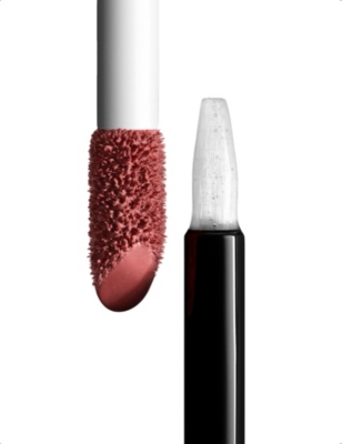 Chanel Coral Pink 192 <strong> Le Rouge Duo Ultra</strong>tenue Ultra Wear Liquid Lip Colour 8ml In Coral Pink 192