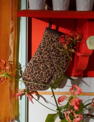 Anna + Nina Multi Leopard-print Cotton Oven Mittens In Multi