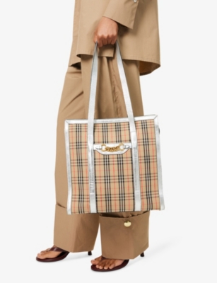 RESELFRIDGES: Pre-Loved Burberry Link Flap Canvas Tote Bag