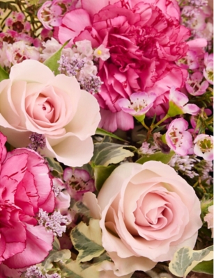 AOYAMA FLOWER MARKET: Hearty Bloom Fresh Flower Bouquet