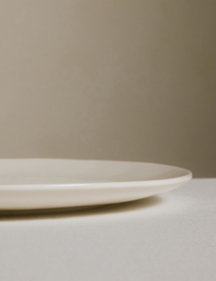The White Company Burnham Porcelain Dinner Plate 27.5cm In Neutral