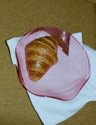 Sophie Lou Jacobsen Rose Petal Small Glass Plate 19cm In Brown