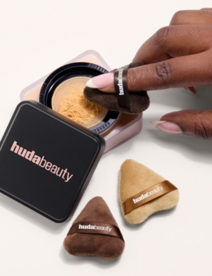 HUDA BEAUTY EASY BAKE POWDER PUFF TRIO 
