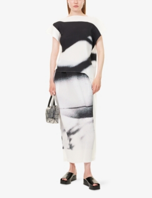 Issey Miyake Shadow Study Pleated Asymmetric Top
