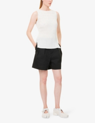 ISSEY MIYAKE: Restore Sleeveless Knitted Top