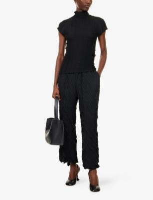 Issey Miyake Womens Black Textured Cap-sleeves Knitted Top In Black