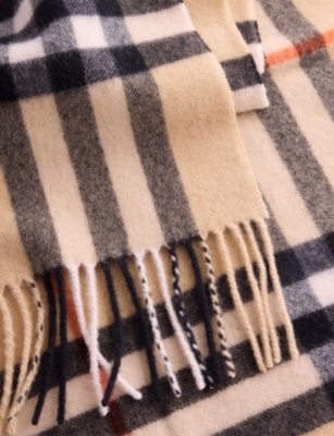 Burberry Womens  Giant Check-print Cashmere Scarf In Sand