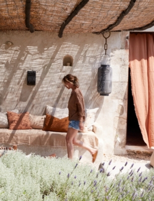 MAISON DE VACANCES: Crumpled Washed Linen Throw 140cm x 250cm