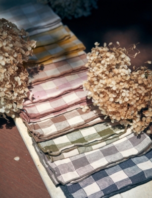 Maison De Vacances Gue Check-print Vintage Linen Napkin In Yellow