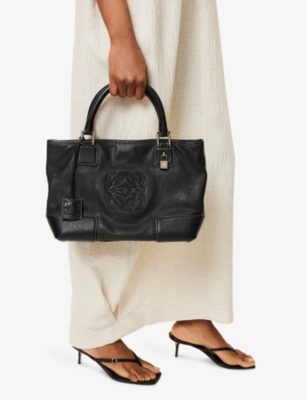 RESELFRIDGES: Pre-Loved Loewe Fusta 30 Leather Tote Bag