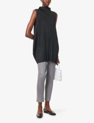 PLEATS PLEASE ISSEY MIYAKE: Lamp Shade Sleeveless Knitted Top