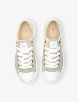 ARNE: Homerun Canvas Low-Top Trainers