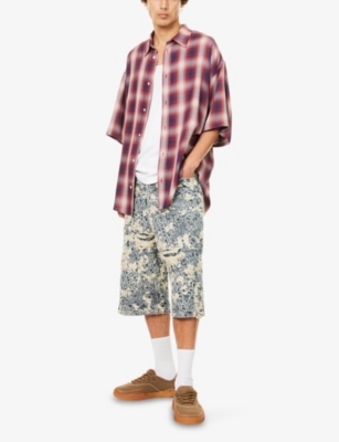 Acne Studios Straight-leg Logo-jacquard Distressed Denim Shorts In Gray