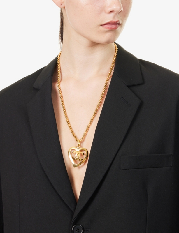 Pre-Loved Chanel CC Heart Gold-Plated Brass Necklace