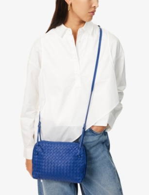 RESELFRIDGES: Pre-Loved Bottega Veneta Medium Intrecciato Zip Cross Body Leather Bag